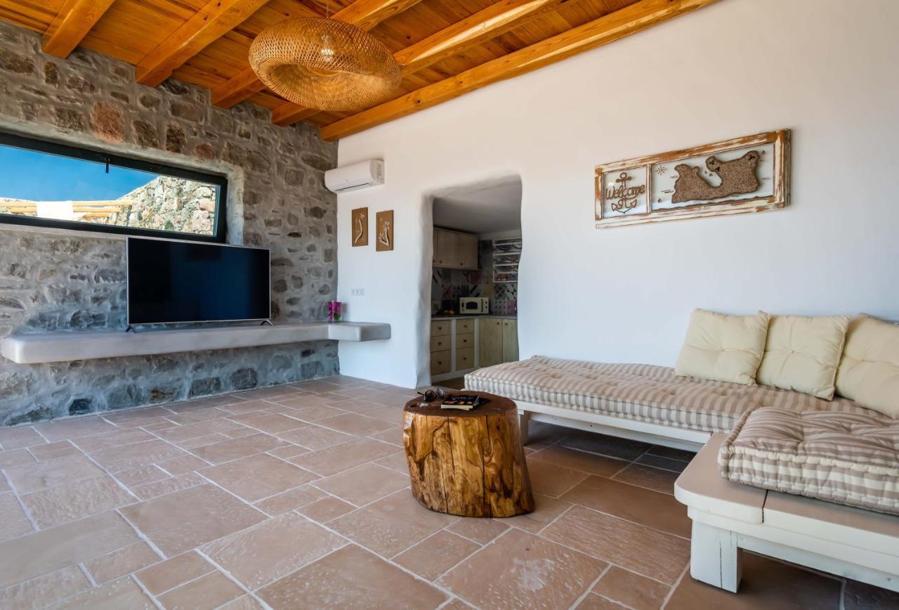 Petra Residence Mini Pool Spa Adamantas  Dış mekan fotoğraf